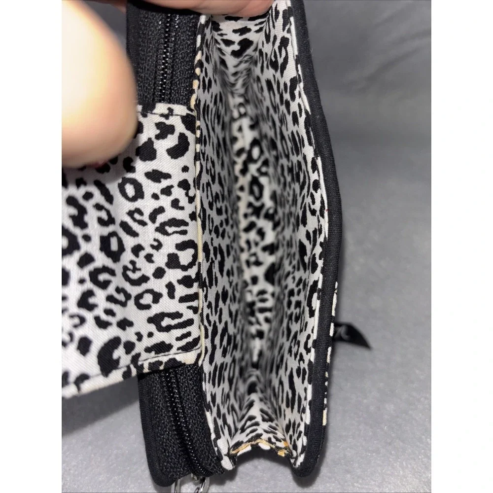 Vera Bradley‎ Camocat Wallet Wristlet Black/White Print Credit Card Slots